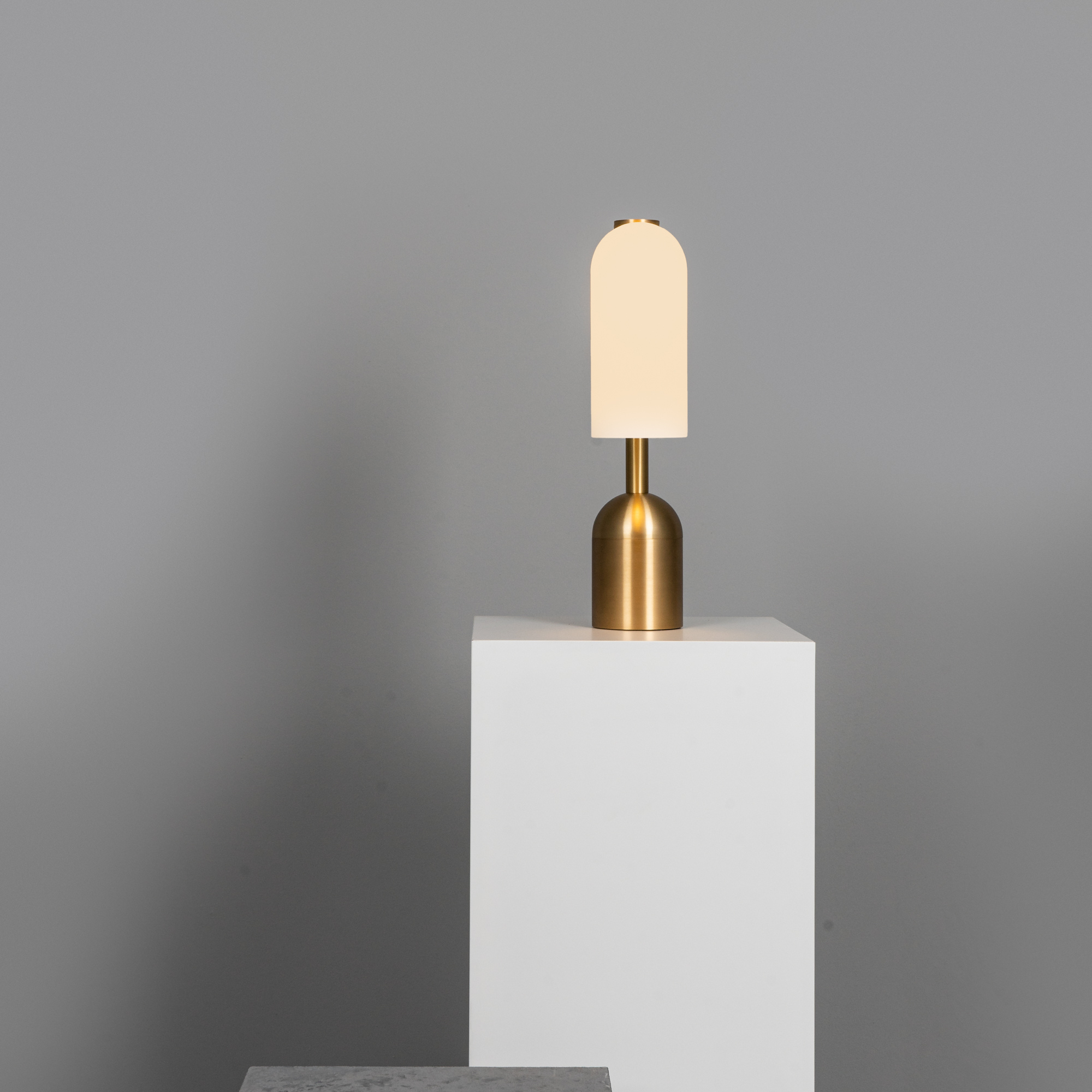 Schwung Odyssey 1 Table Lamp - Opal Mat Glass