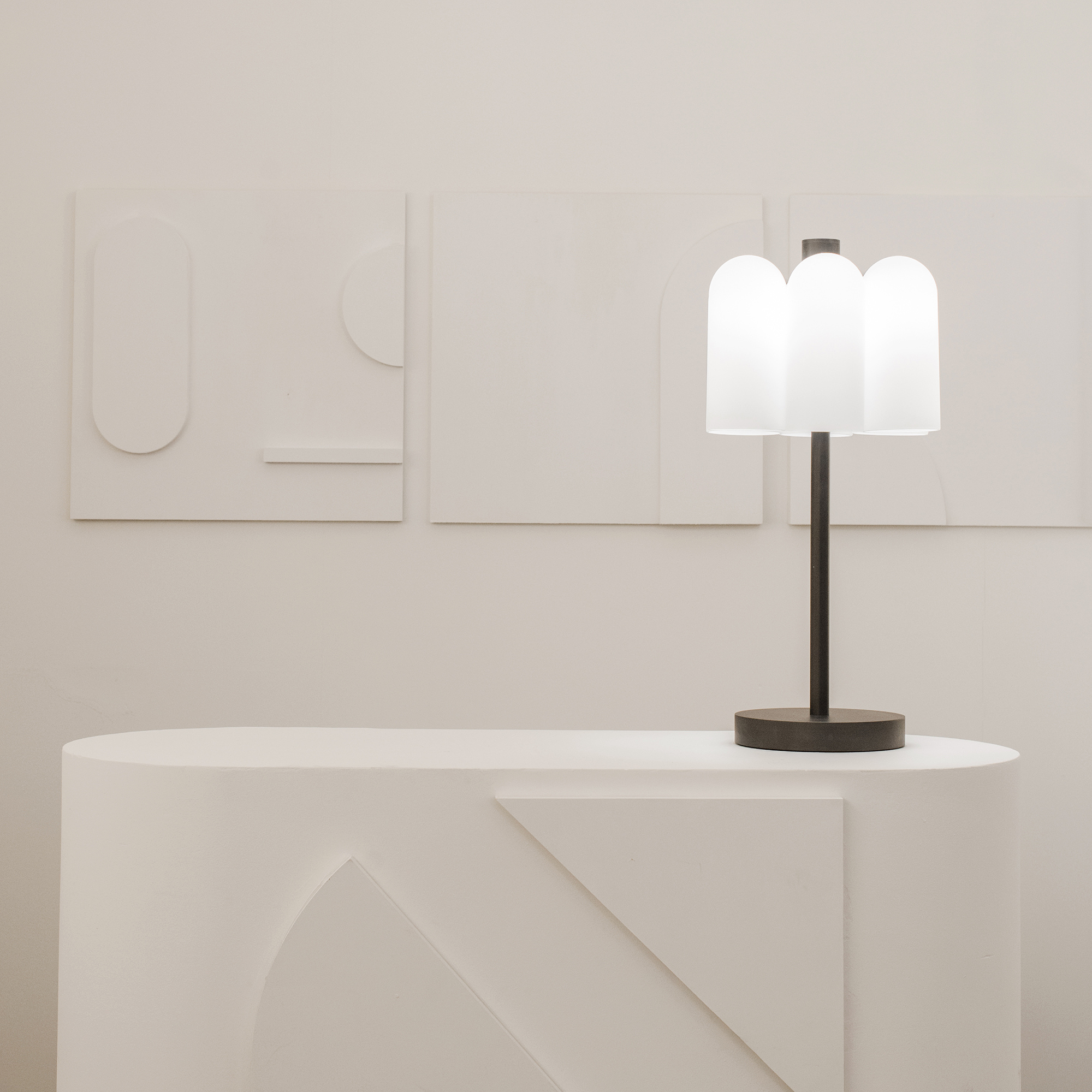 Schwung Odyssey 6 Table Lamp - Opal Mat Glass