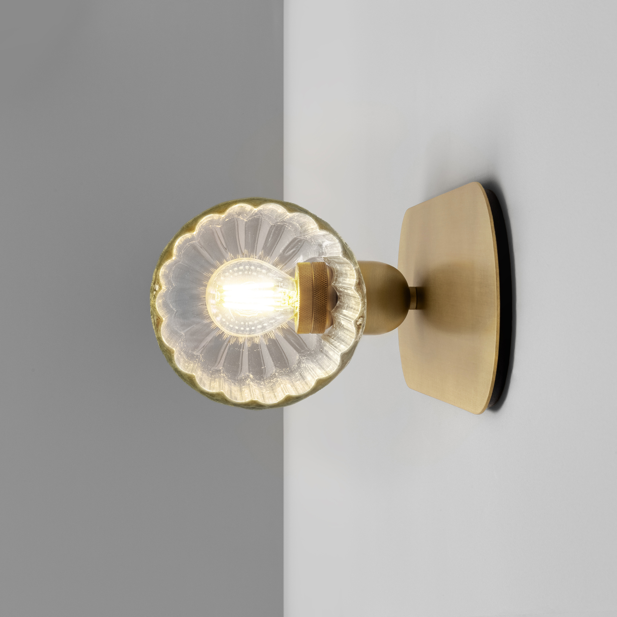 Schwung Odyssey Paris Wall Sconce Light
