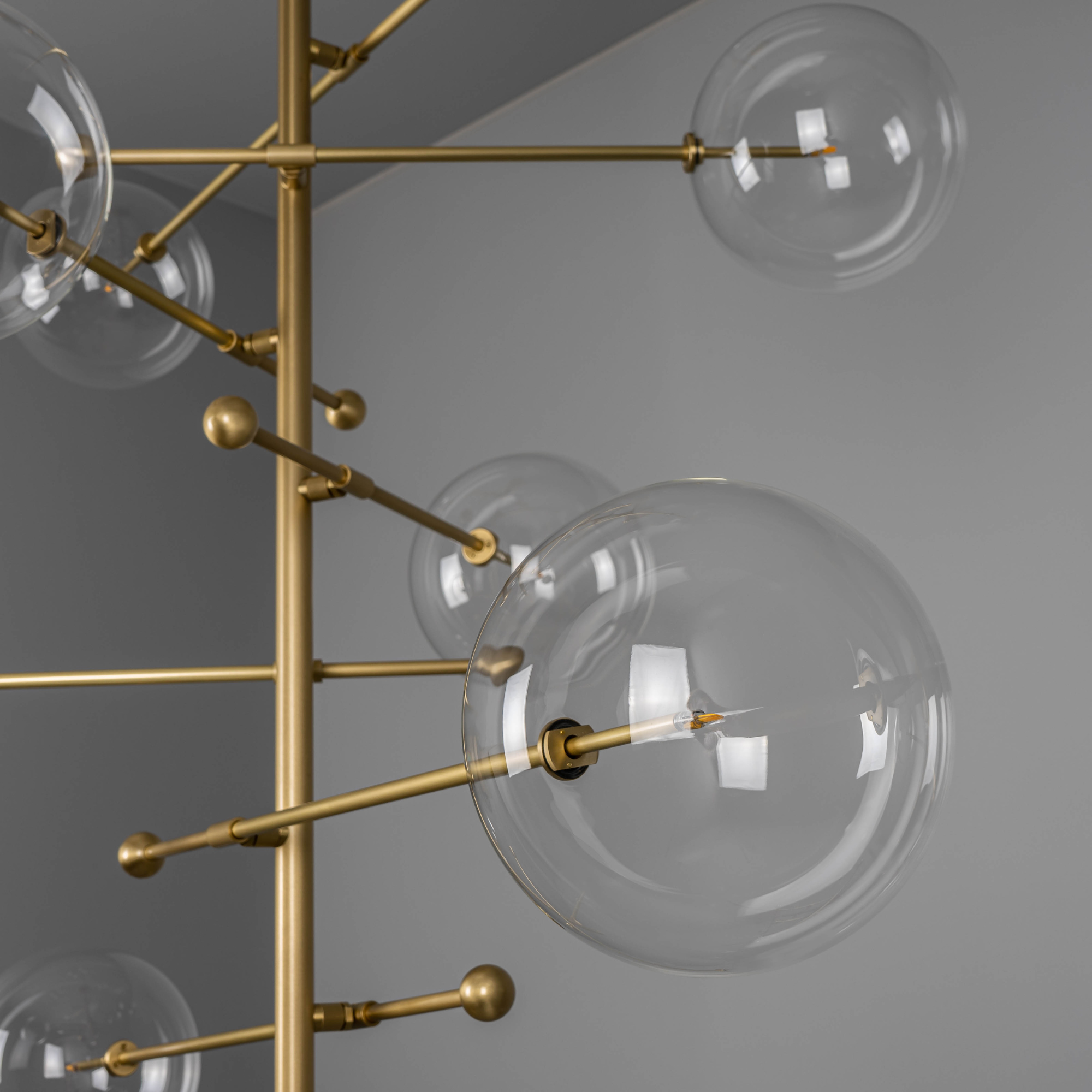 Schwung RD15 12 Arms Chandelier - Transparent Glass