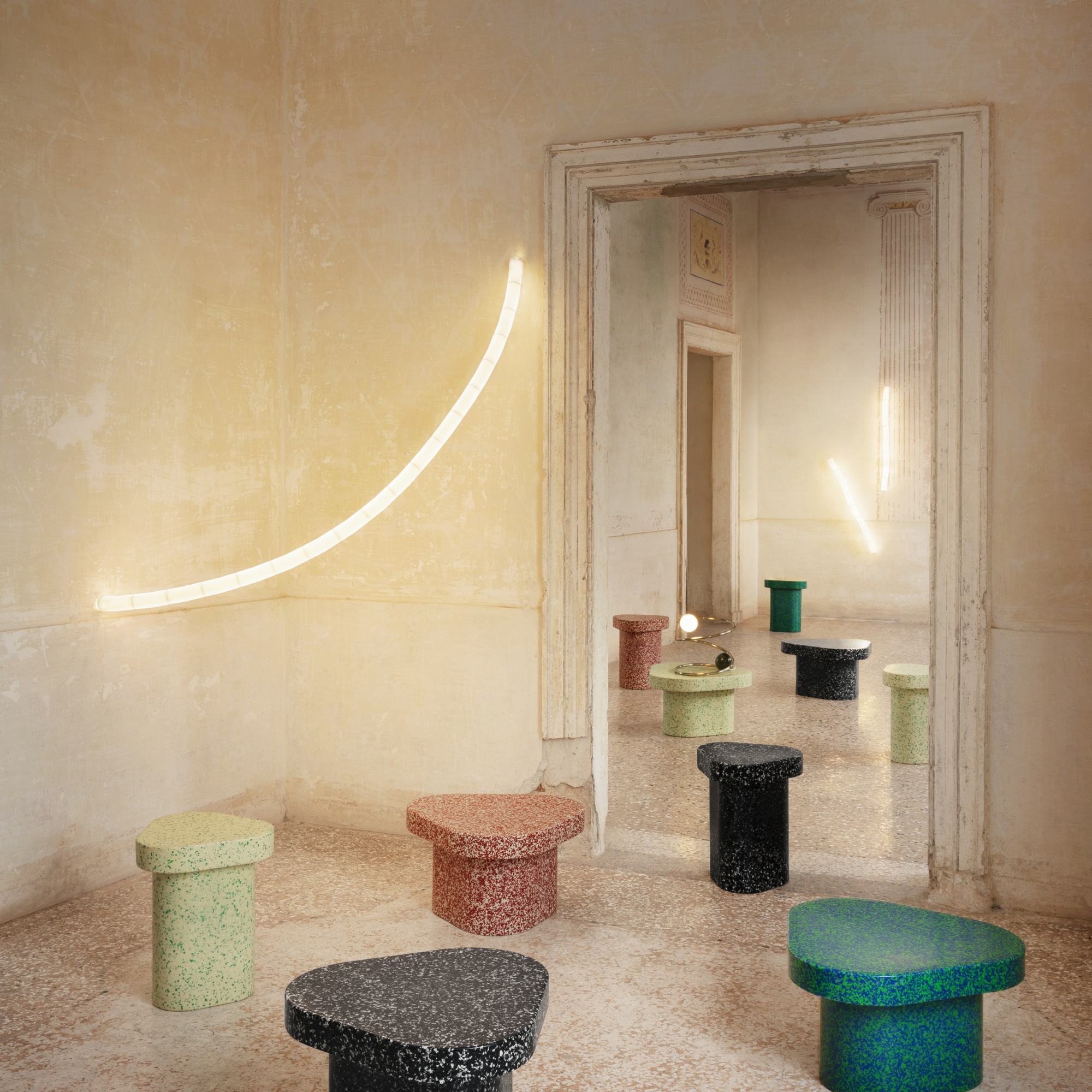 TOOY Tratti Wall Light or Ceiling