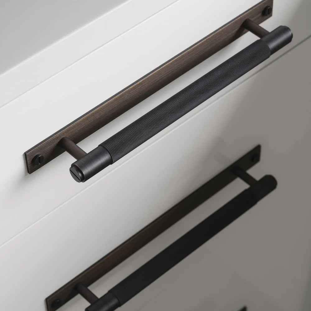 Buster + Punch Pull Bar - Plate - Cross Knurl - Small