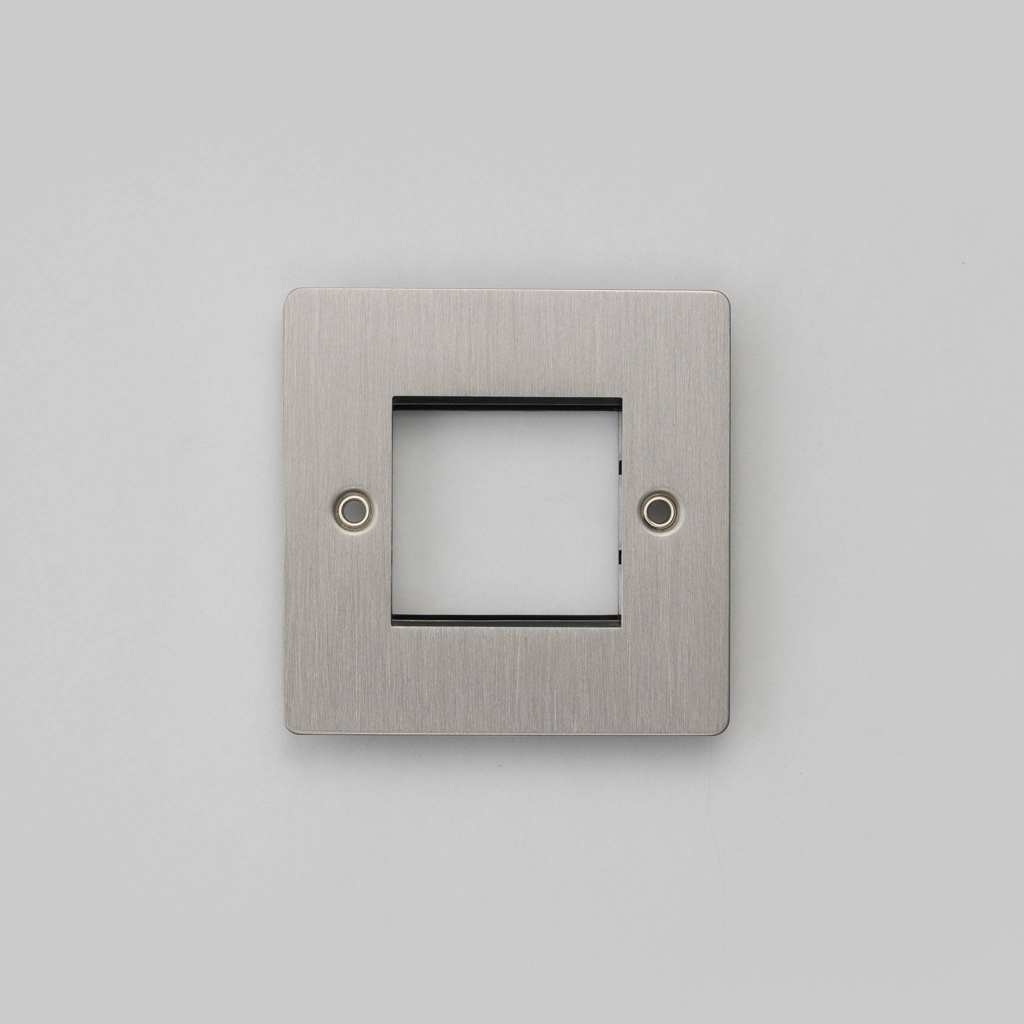 Buster + Punch 1G Wall Plate for 1 x 45mm Module