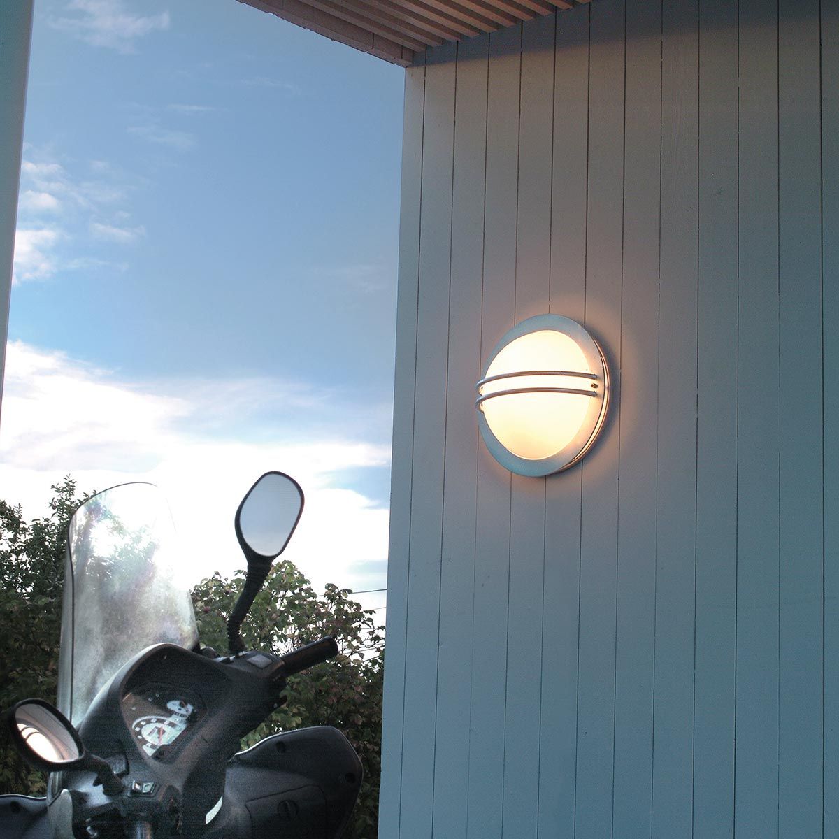 Norlys Bremen Single Wall Lantern - Galvanised with Opal Glass