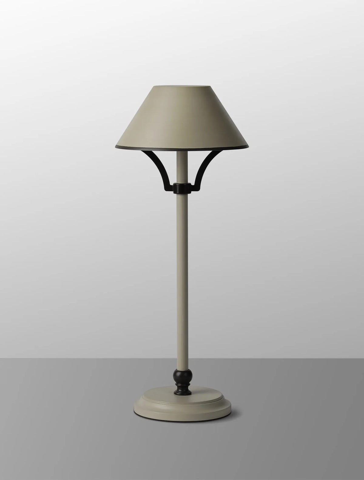 Fabula Buckingham Table Lamp Rechargeable Battery Operated 3-Step Dimming – 15 cm – Cream & Bronze