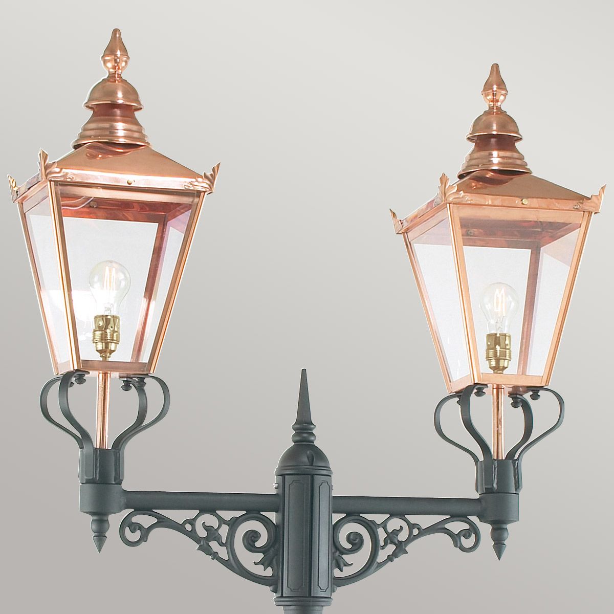 Norlys Chelsea Twin Head Lamp Post - Black & Copper