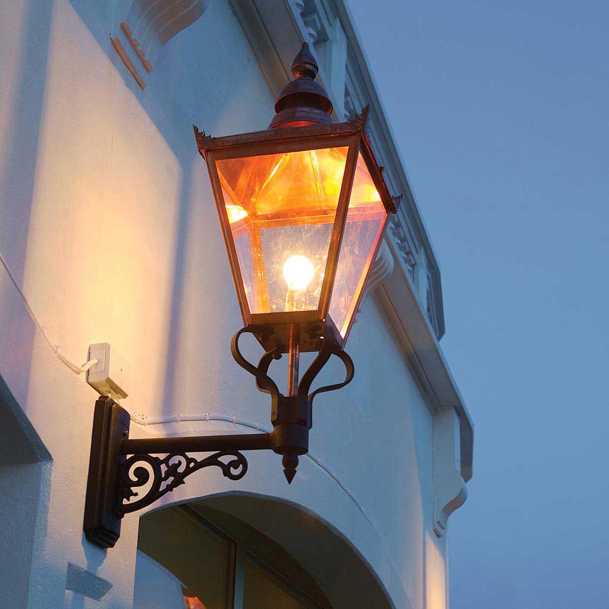 Norlys Chelsea Grande Single Up Wall Lantern - Copper