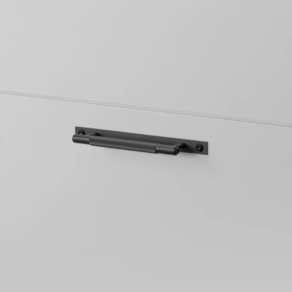 Buster + Punch Pull Bar - Plate - Linear Knurl - Small