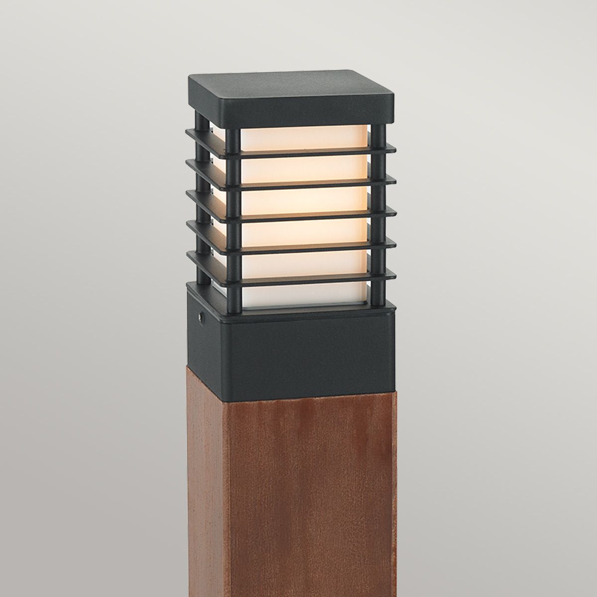 Norlys Halmstad Single Medium Wooden Bollard - Black