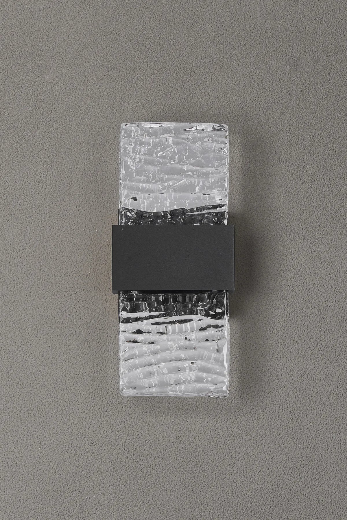 Fabula Havant IP65 Up/Down LED Wall Light – Black & Ripple Textured Glass
