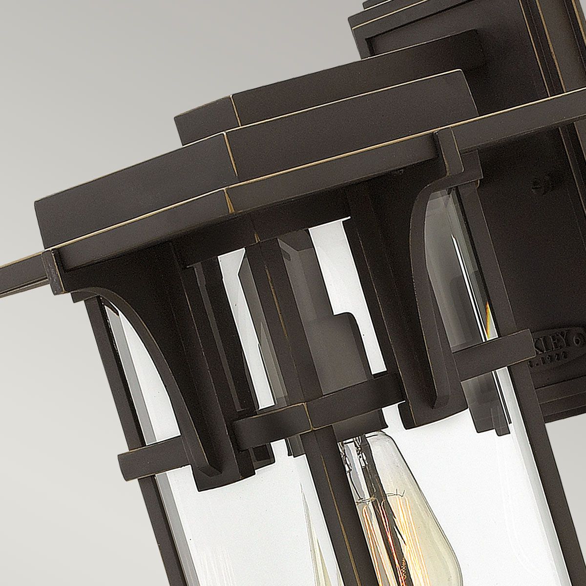 Hinkley Manhattan Single Medium Wall Lantern - Oil Rubbed Bronze