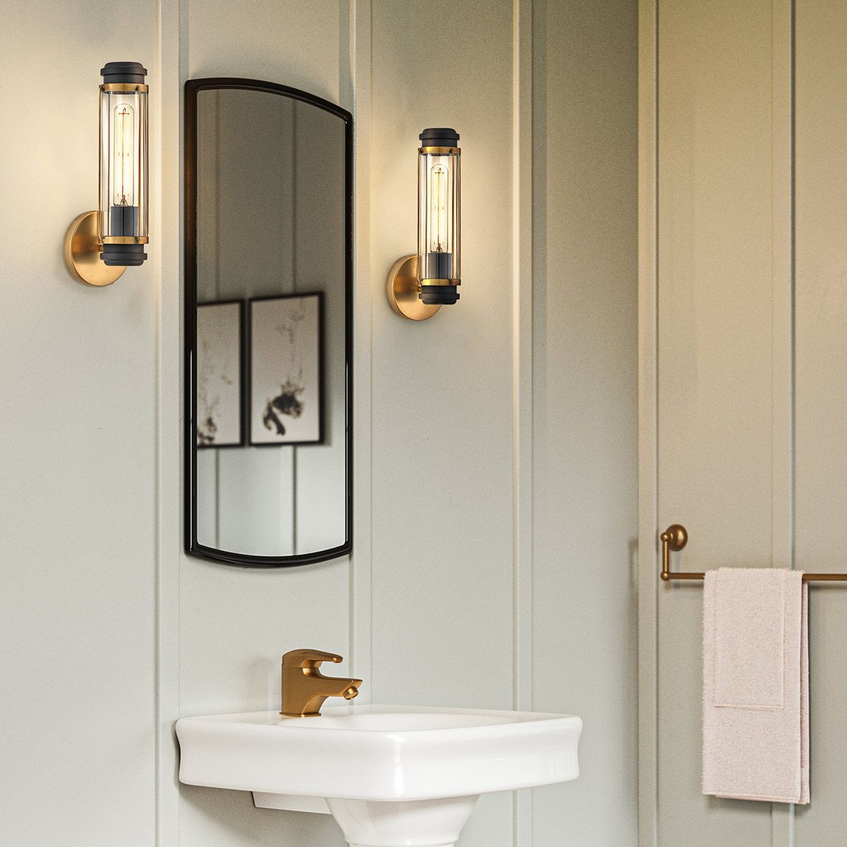 Hinkley Masthead 1 Light Wall Light - Heritage Brass & Black