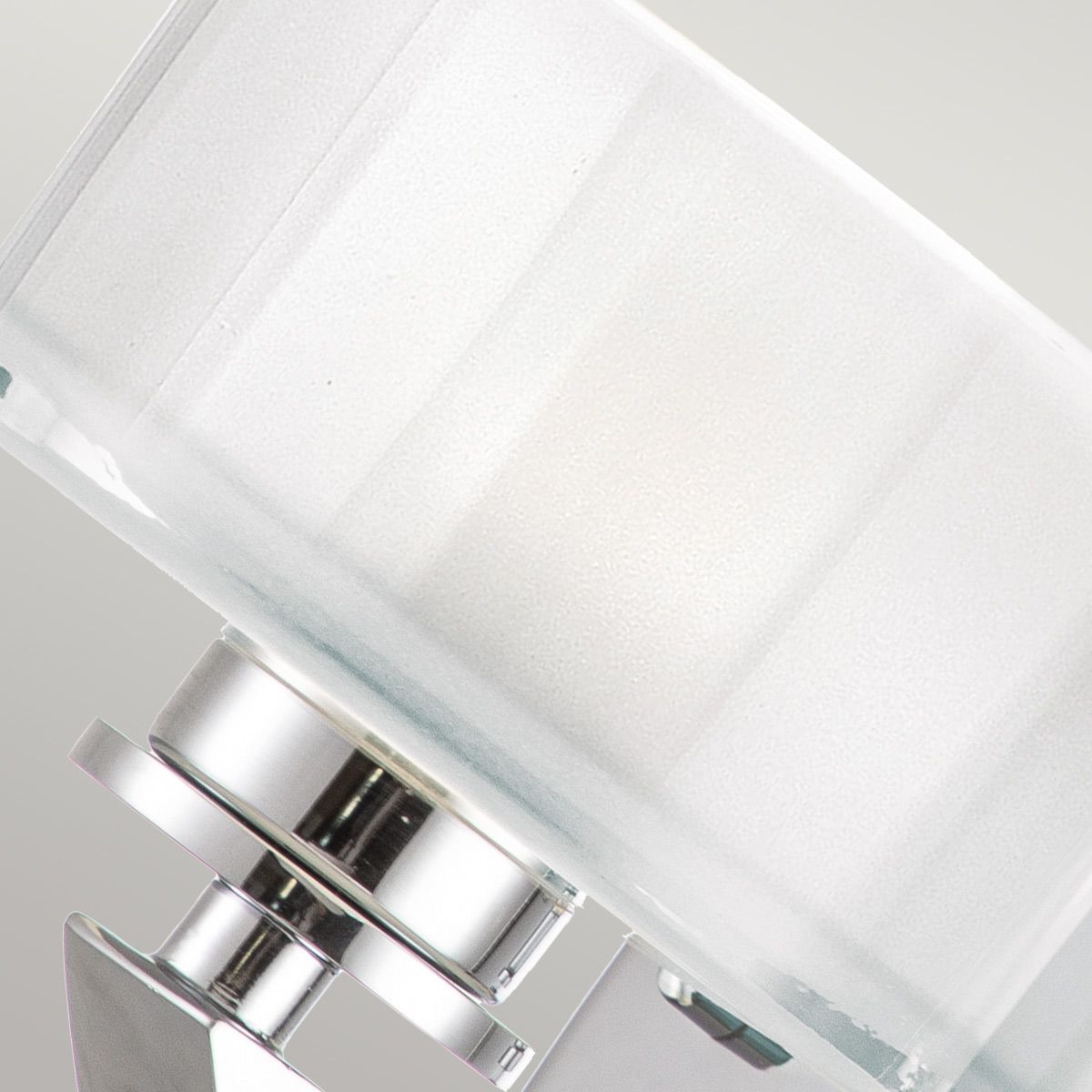 Hinkley Meridian Single Wall Light - Polished Chrome
