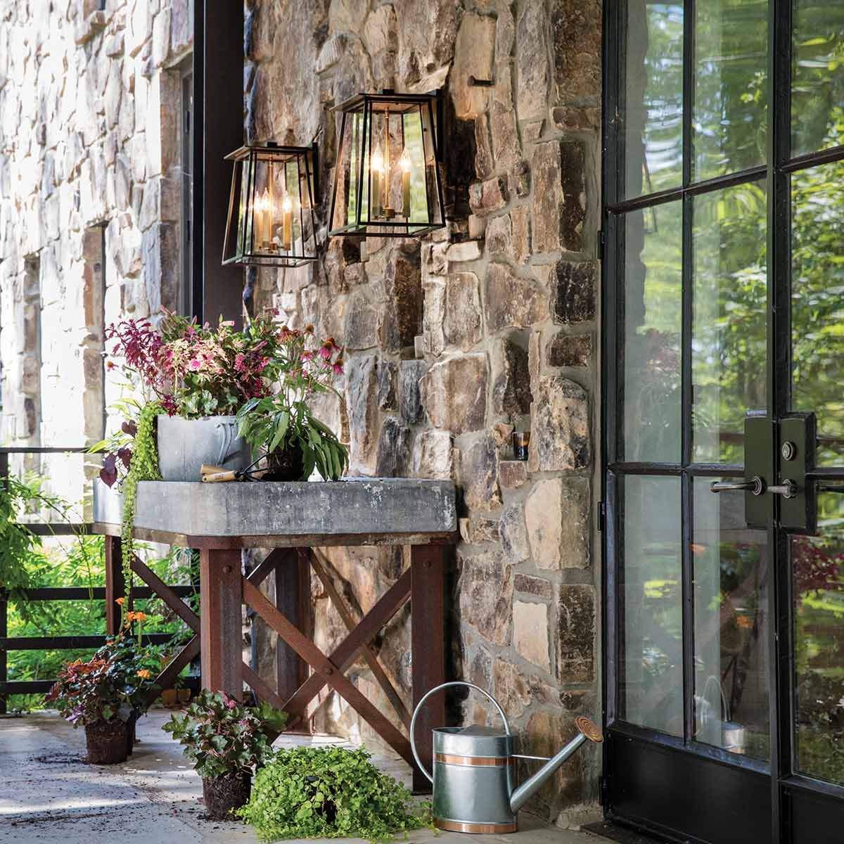 Hinkley Walker 2 Light Large Wall Lantern - Buckeye Bronze