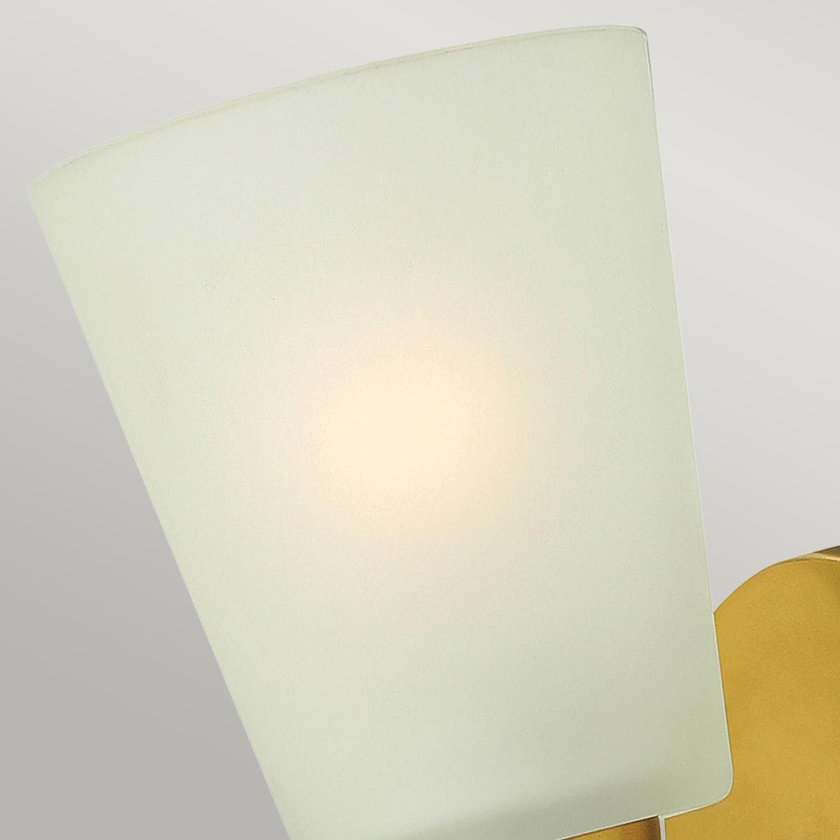 Hinkley Zelda Single Wall Light - Vintage Brass