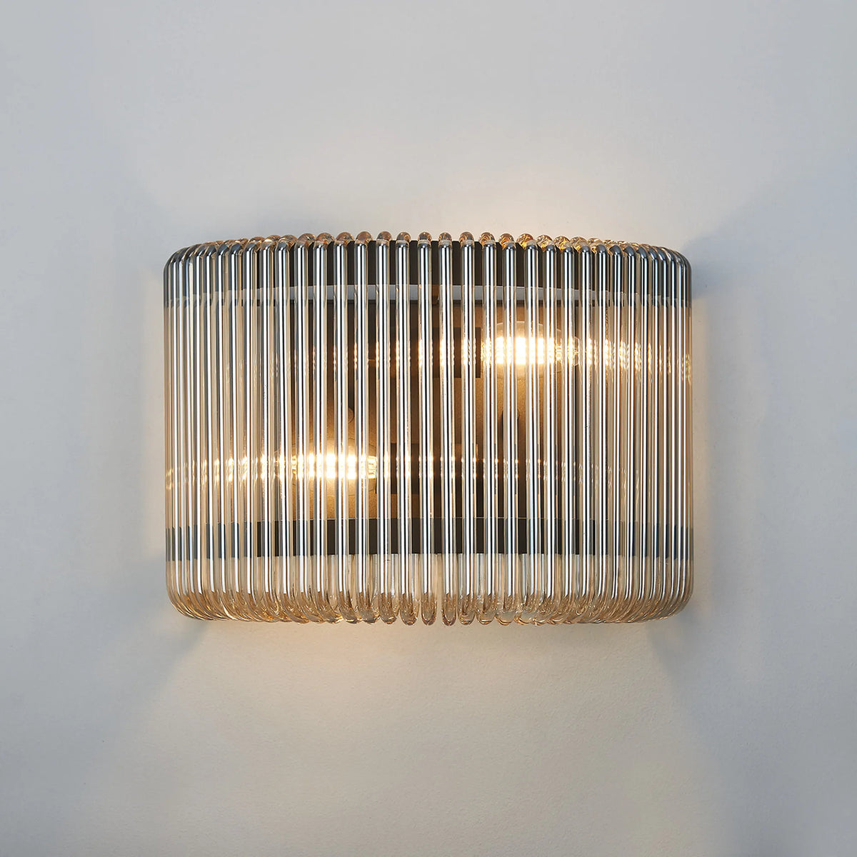 Fabula Hutton 32 x Medium Wall Light – 32 cm – Black & Smoke Brown Glass