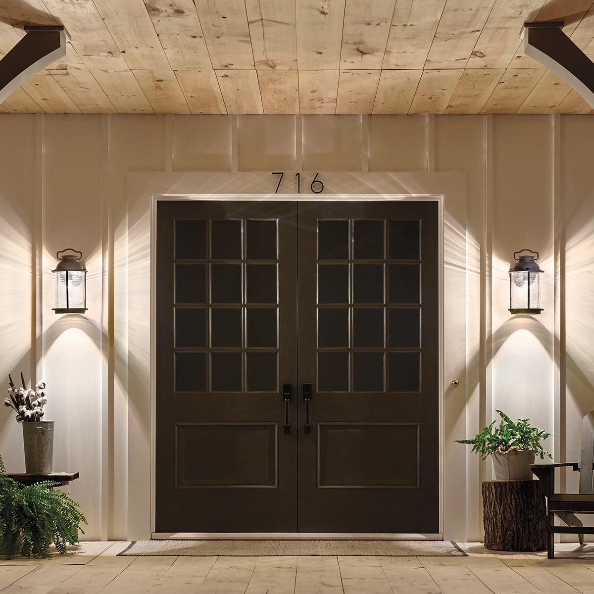 Kichler Ashland Bay Single Large Wall Lantern - Burnished Bronze