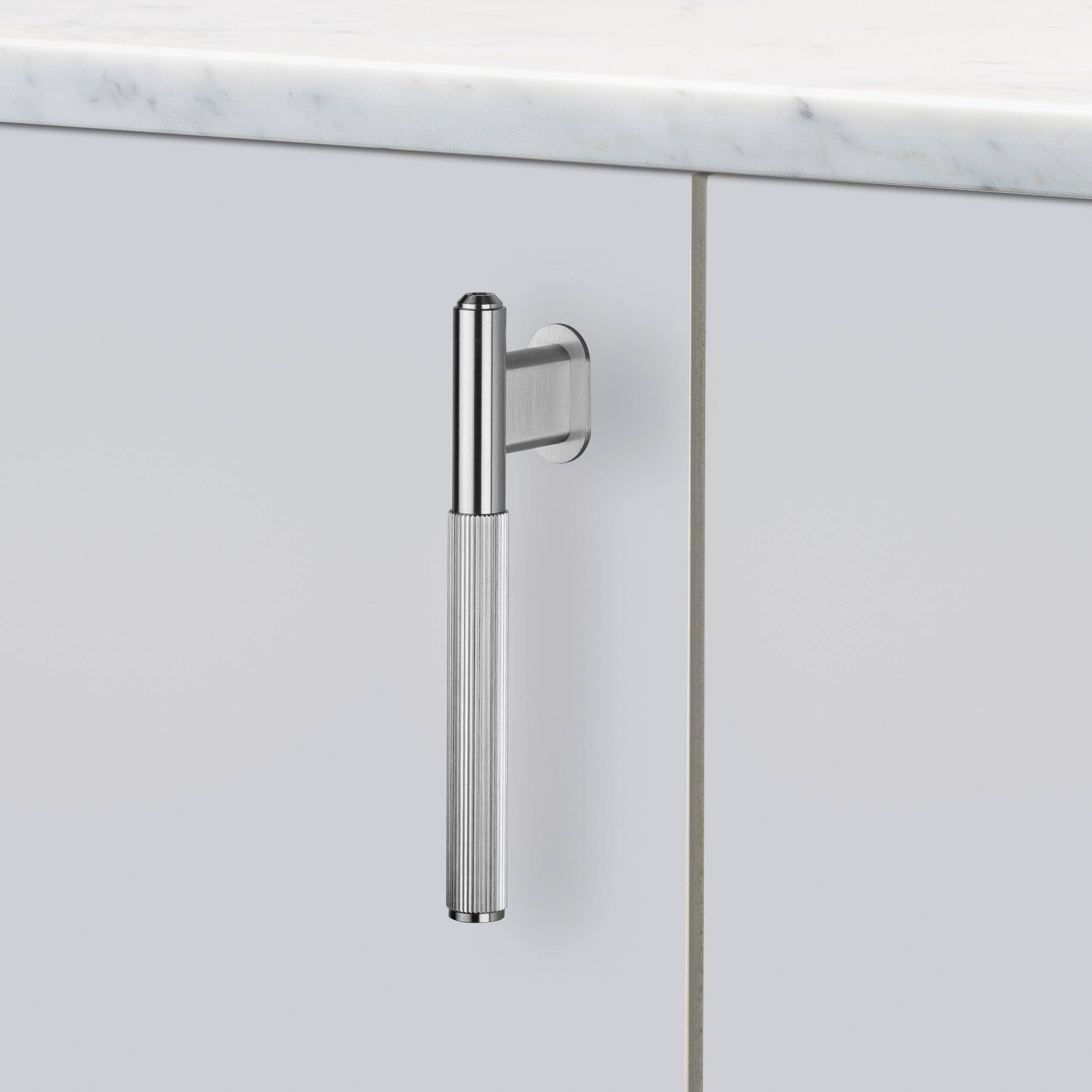 Buster + Punch L-Bar - Linear Knurl