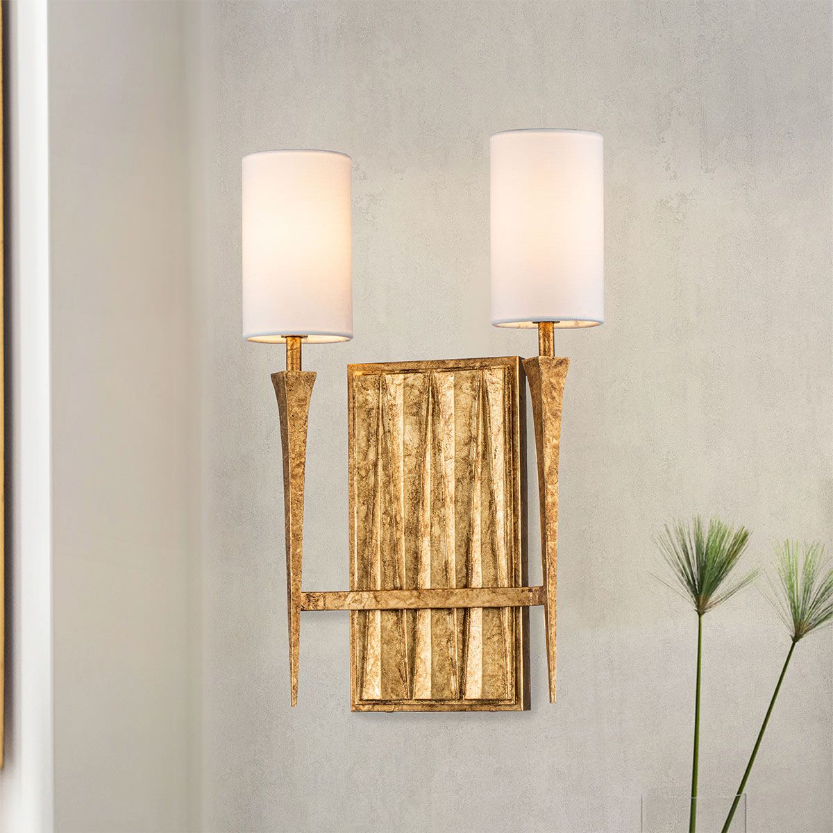 Quintiesse Crest 2 Light Wall Light - Gold Leaf
