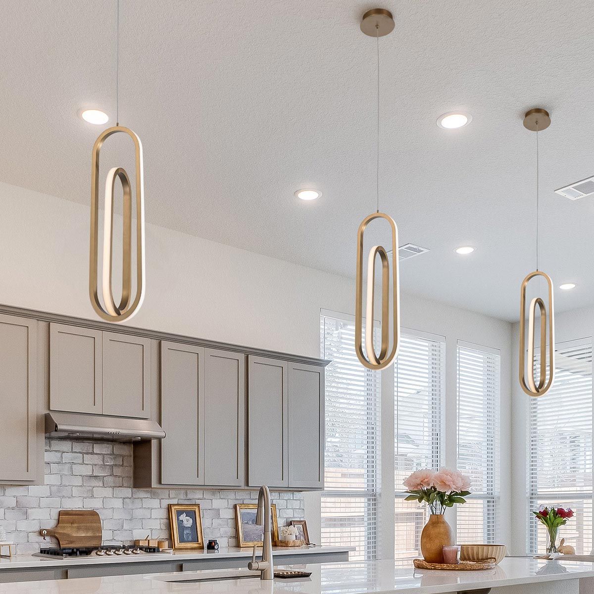 Quintiesse Demark Pendant - Matte Gold