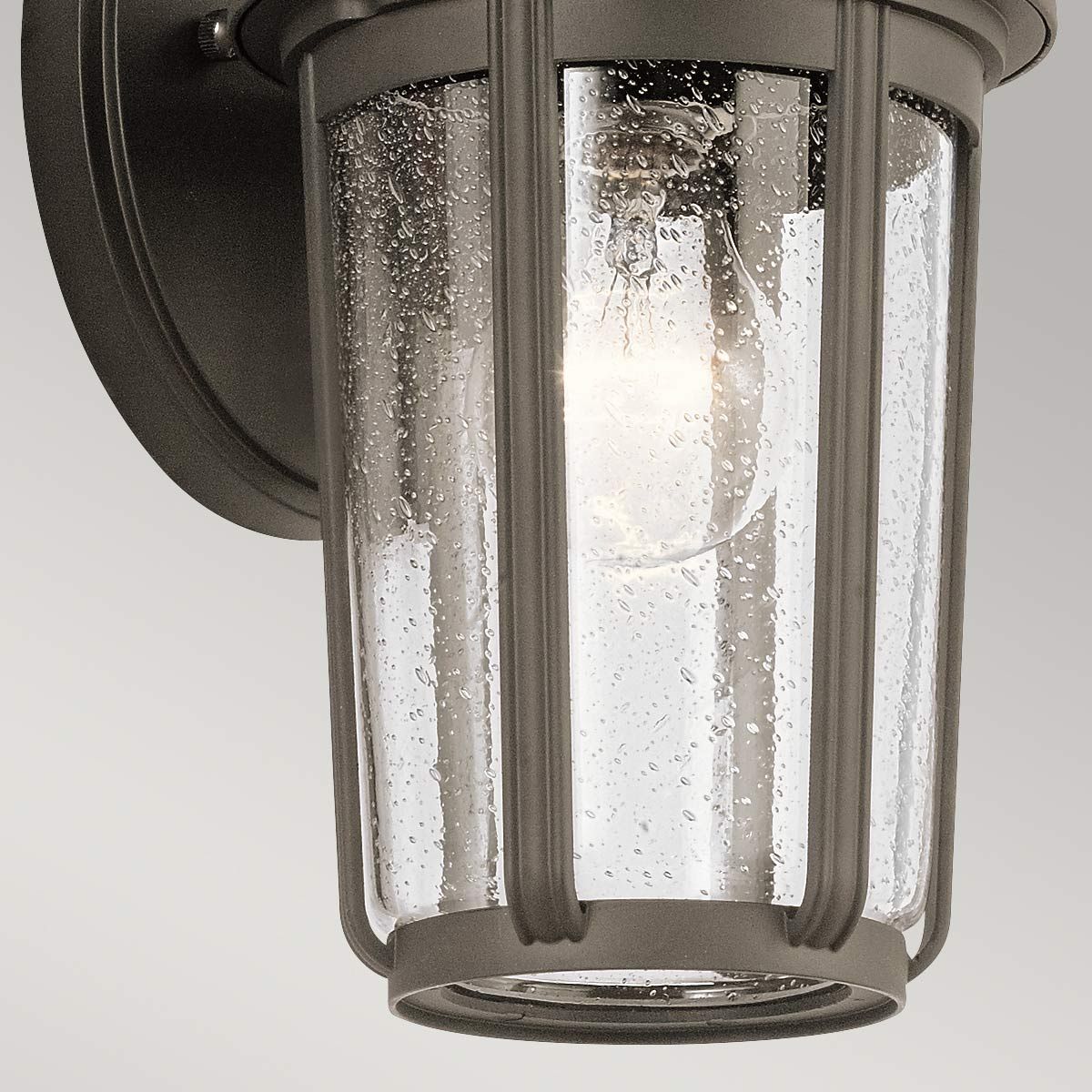 Quintiesse Fairfield Single Medium Wall Lantern - Olde Bronze