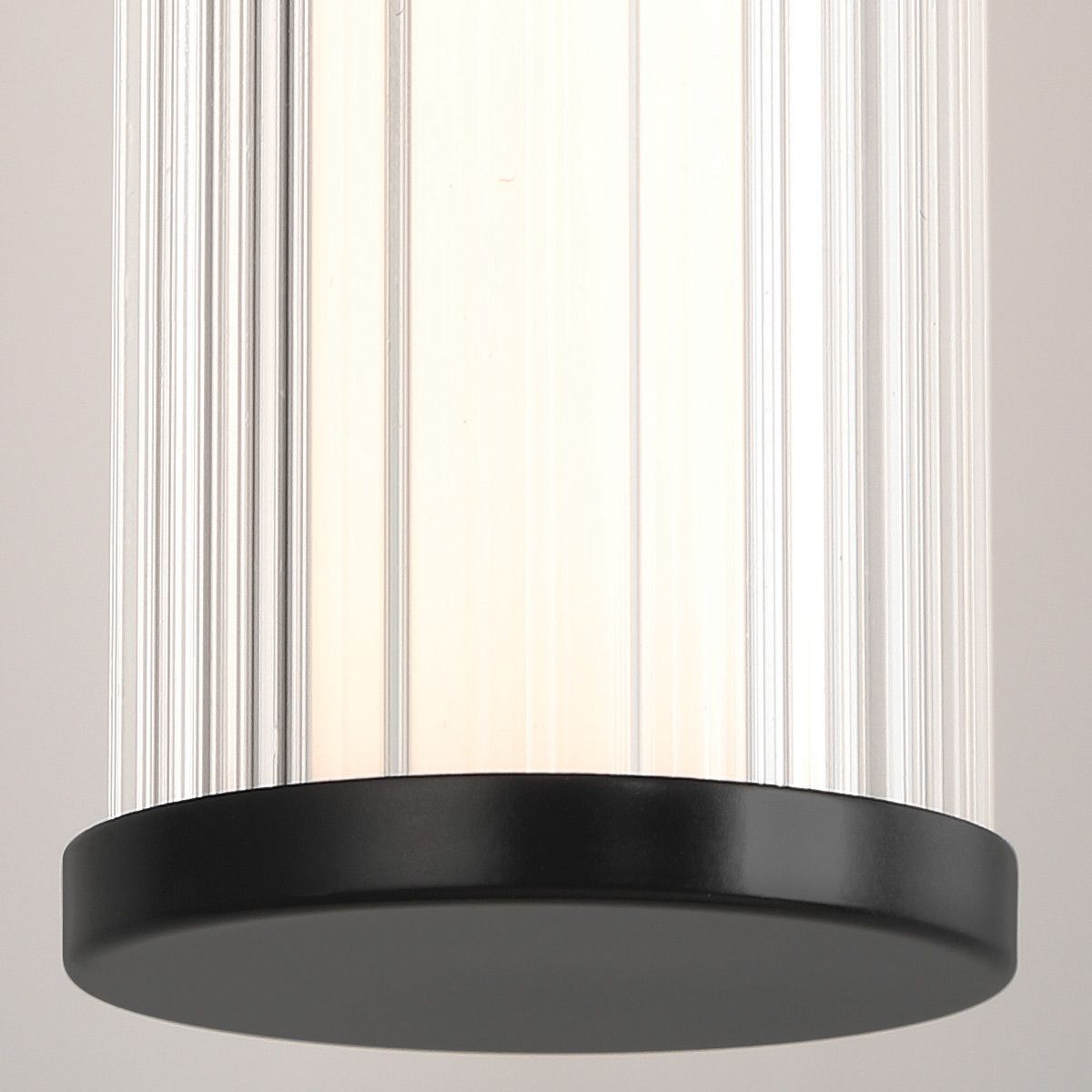 Quintiesse Fayton Medium LED Wall Light - Matte Black