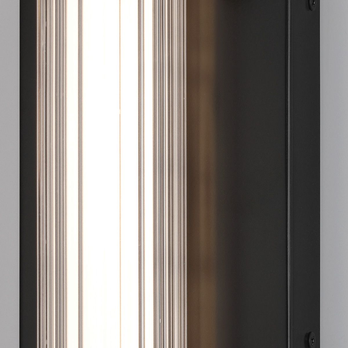 Quintiesse Fayton Medium LED Wall Light - Matte Black