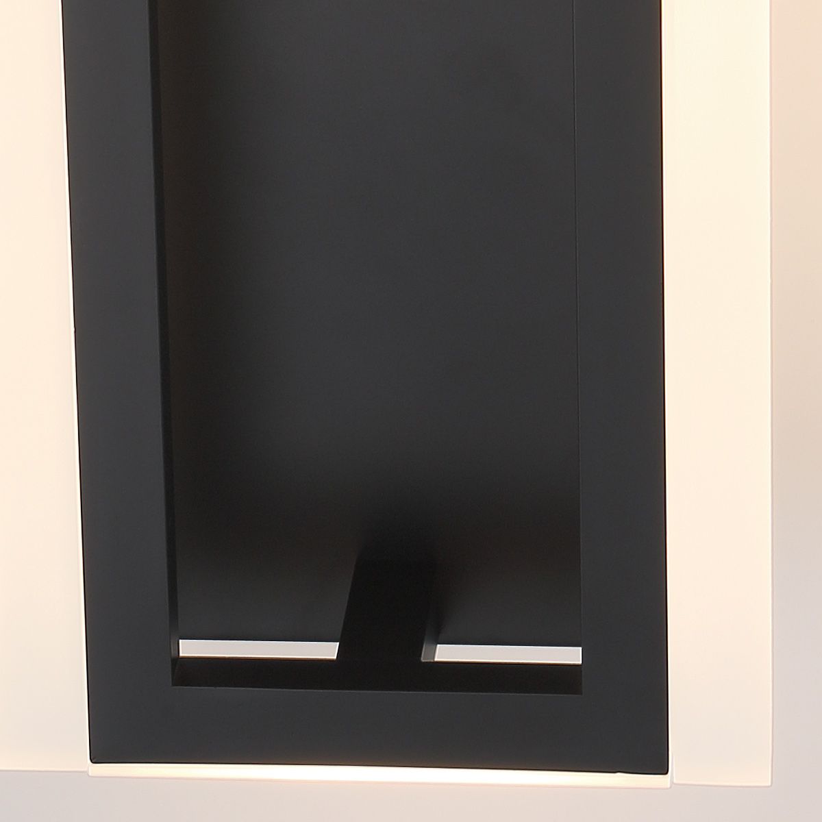 Quintiesse Inizio Wall Light - Matte Black