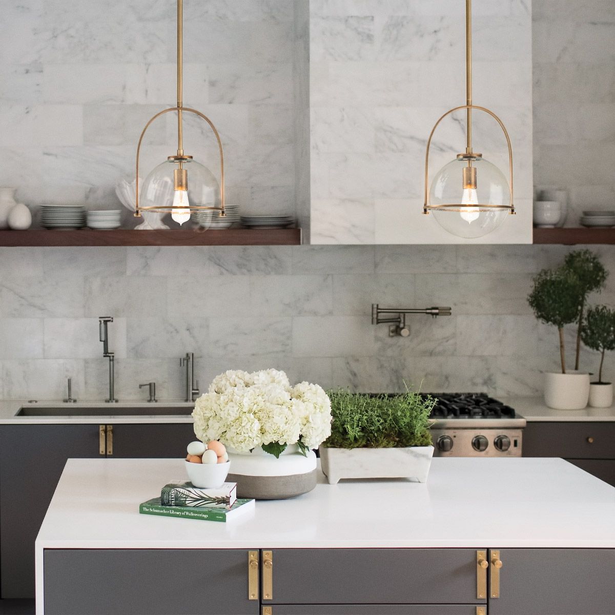Quintiesse Somerset Single Medium Pendant - Clear - Heritage Brass
