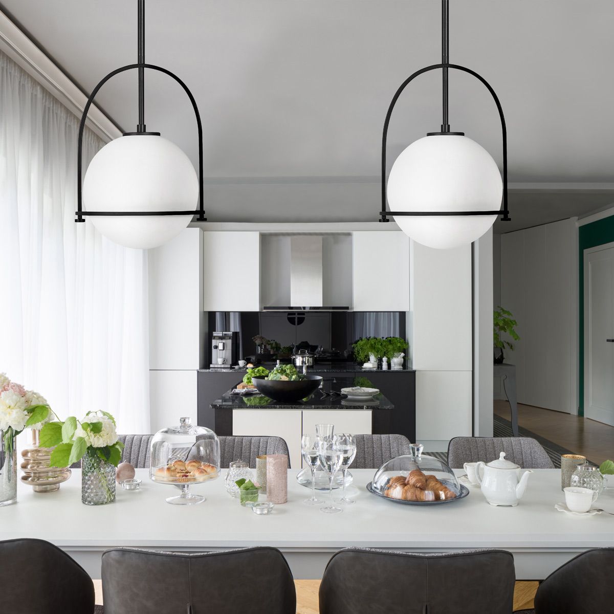 Quintiesse Somerset Single Medium Pendant - Opal - Black