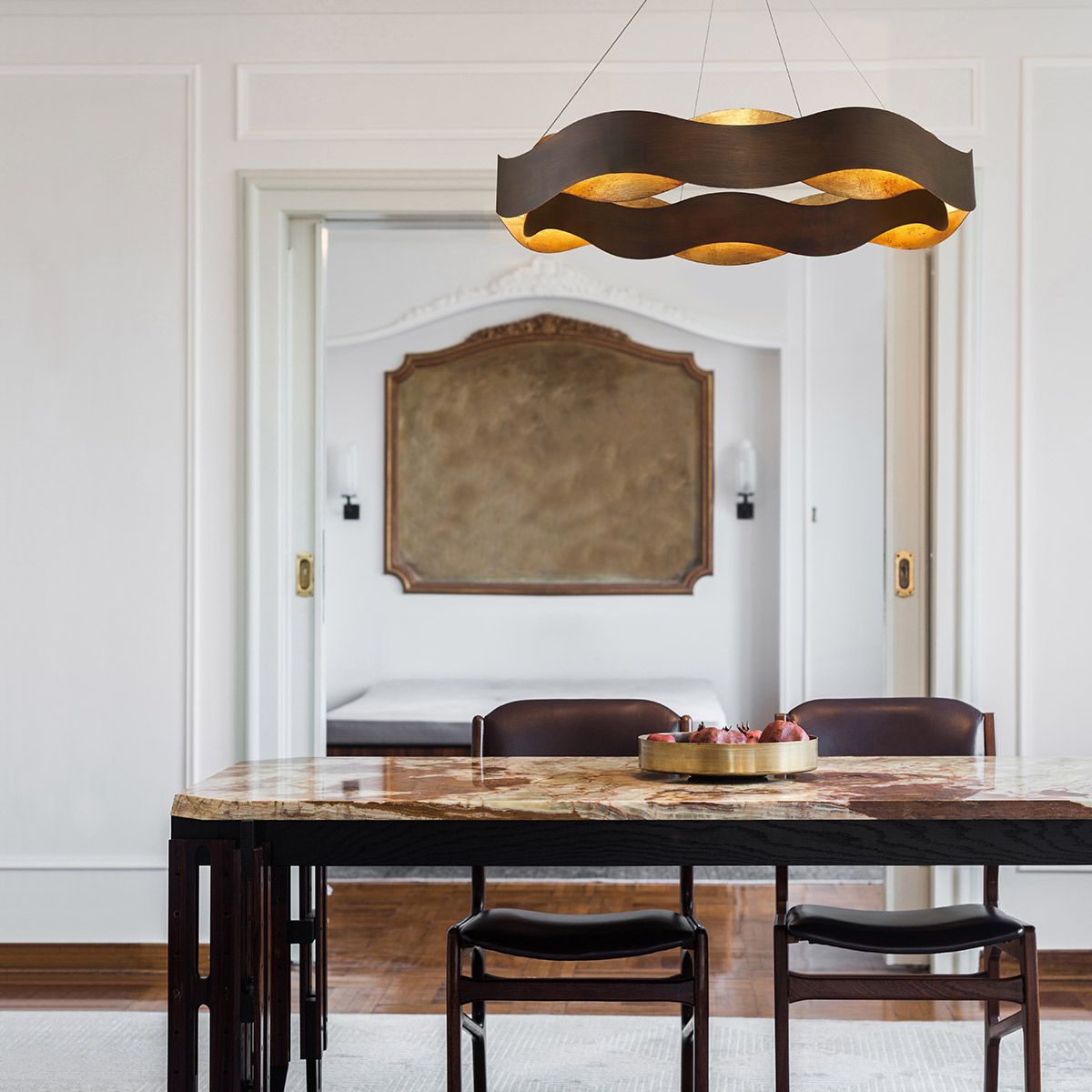 Quintiesse Vaughan Chandelier Large - Bronze & Gold