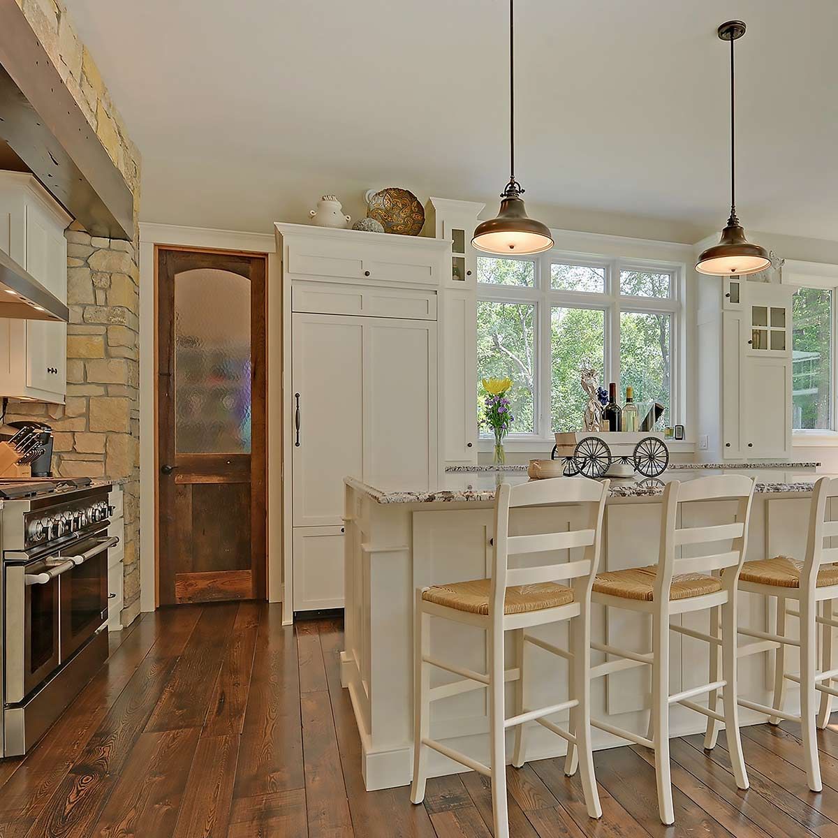 Quoizel Emery Single Medium Pendant - Weathered Brass