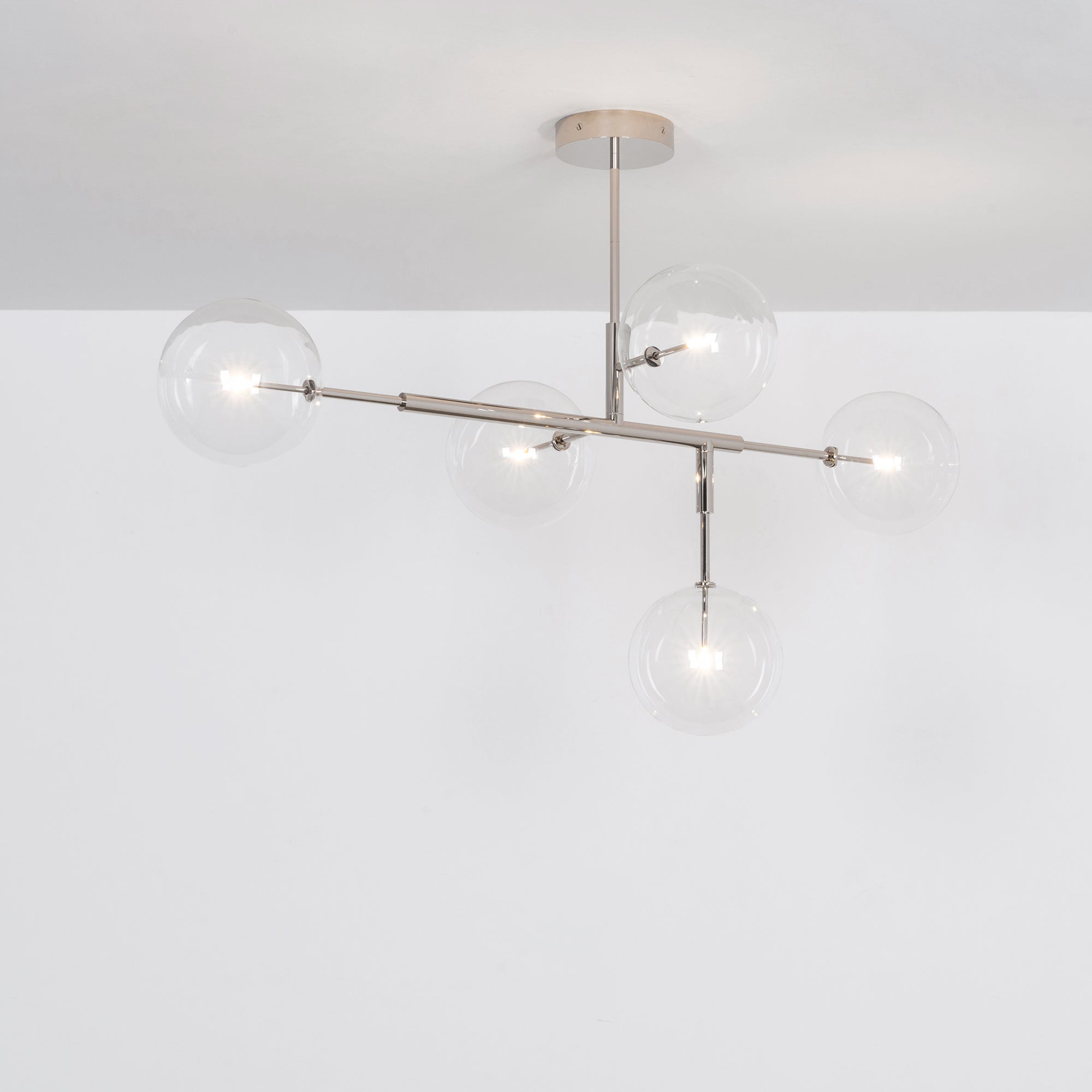 Schwung Axis 5 Light Chandelier - Transparent Glass