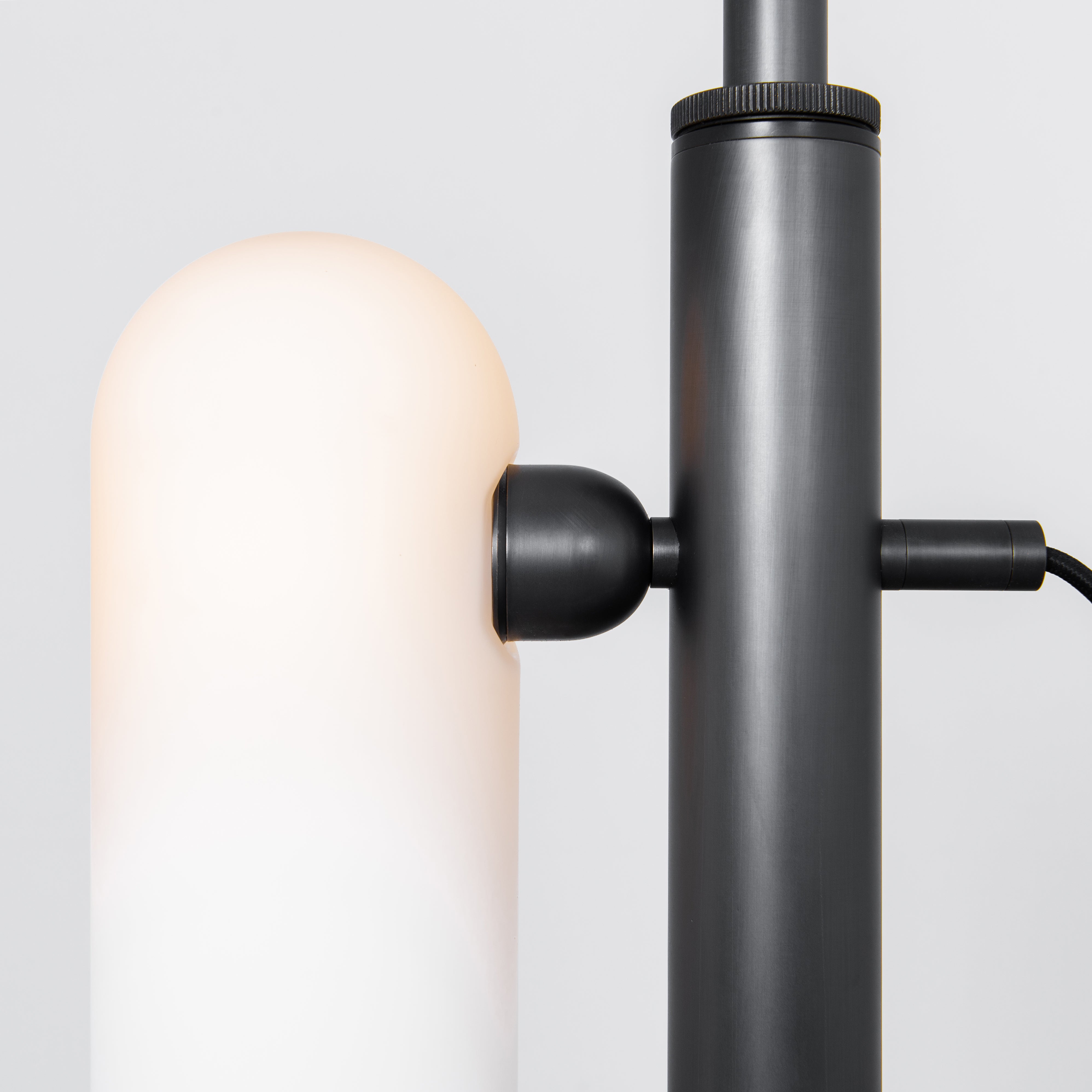 Schwung Odyssey 1 Floor Lamp - Opal Mat Glass