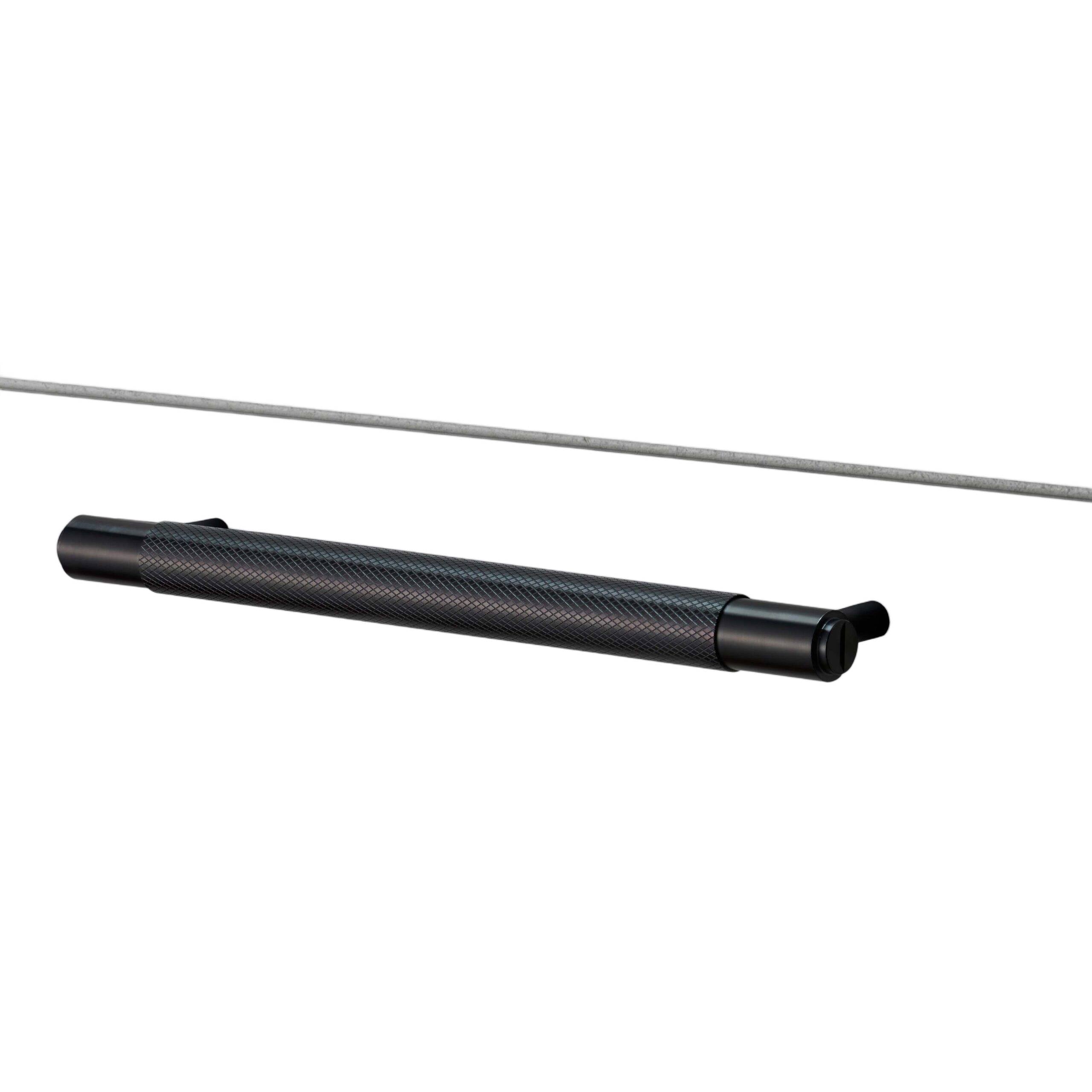 Buster + Punch Pull Bar - Cross Knurl - Medium