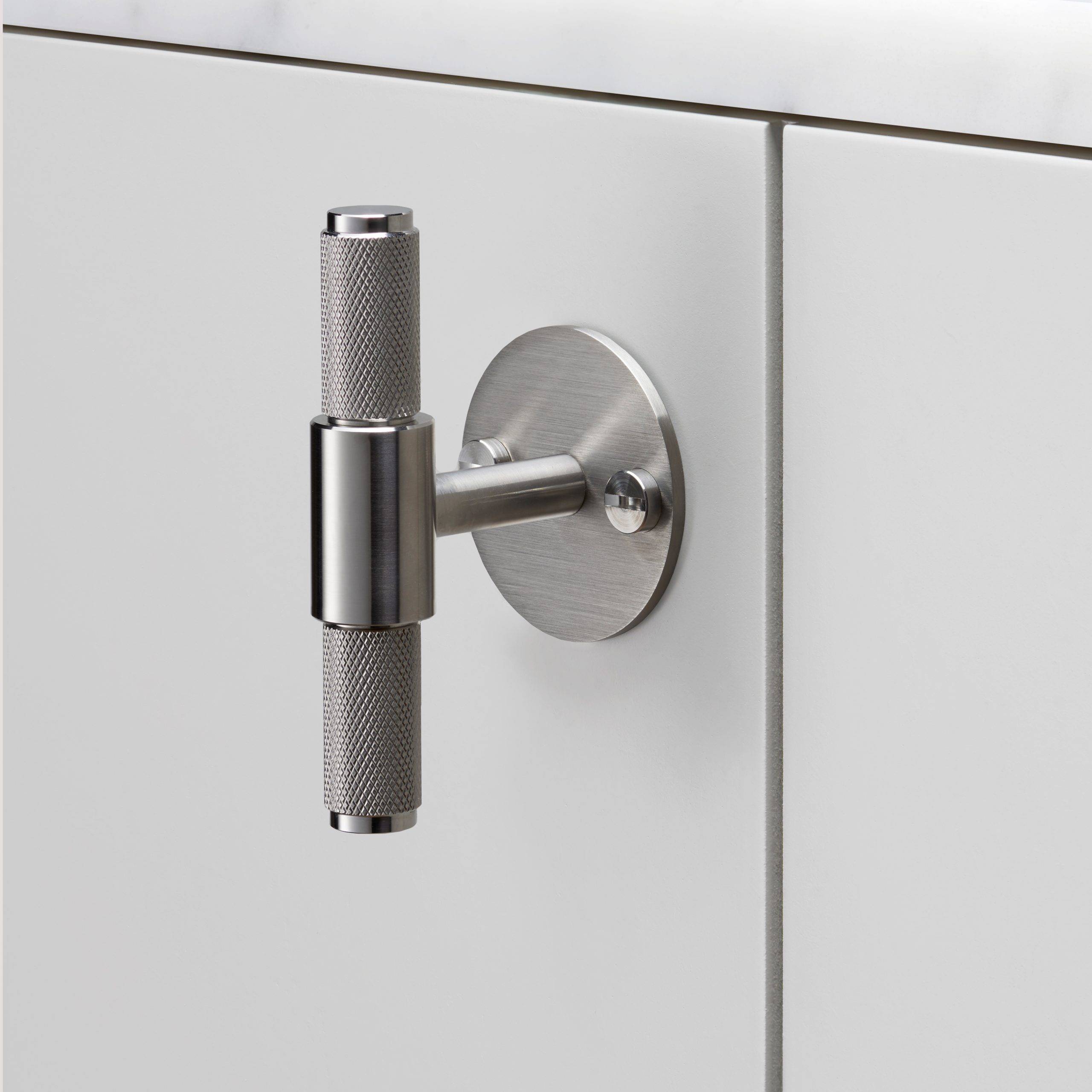 Buster + Punch T-Bar - Plate - Cross Knurl
